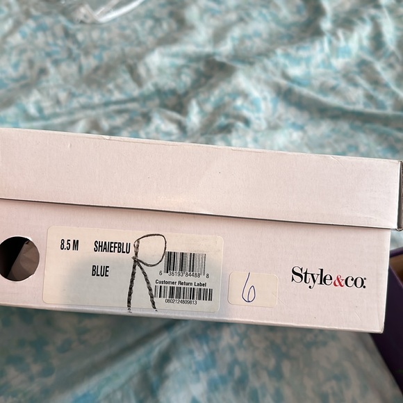 Blue heels - Picture 5 of 5